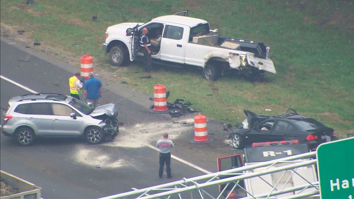 MEDIC 1 seriously injured in 3vehicle crash on I77 near Huntersville