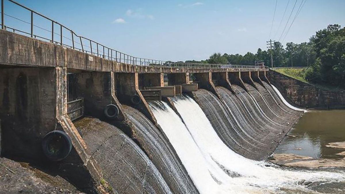 Duke Energy to sell five small hydro plants at a 40M loss