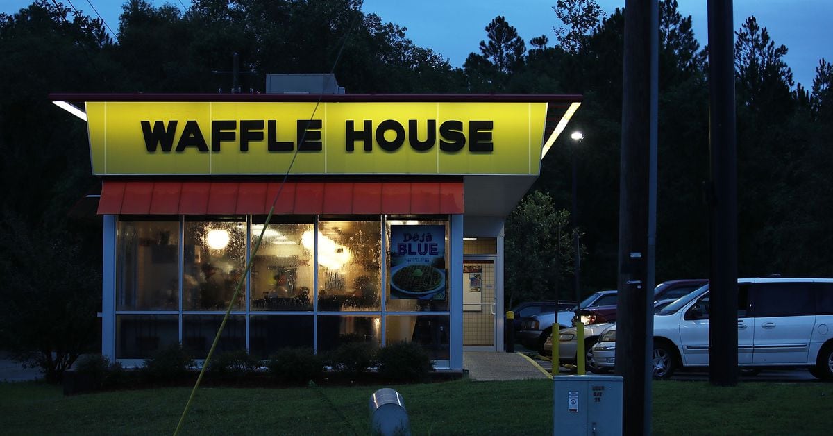 Waffle House to again offer romantic Valentine's Day dinners