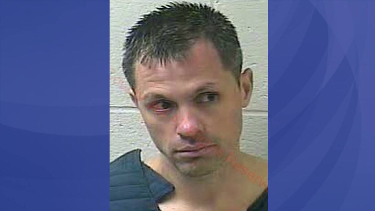 Naked Kentucky man breaks into home, claims he had 