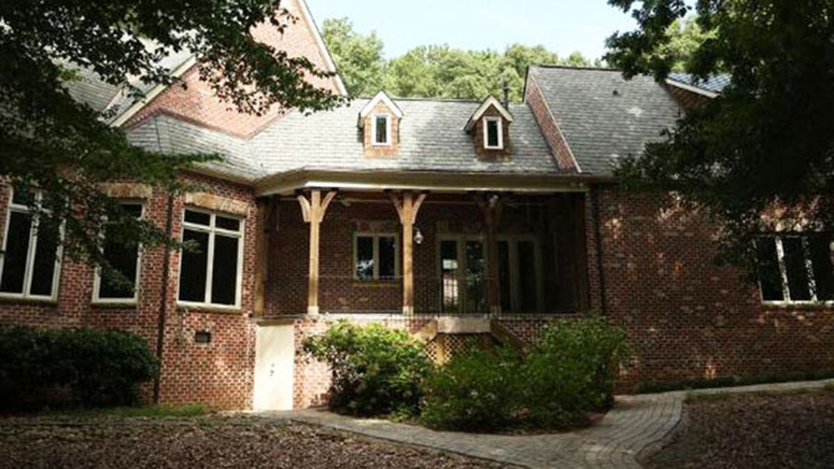 Humpy Wheeler’s Mountain Island Lake property sells for 3.4 million