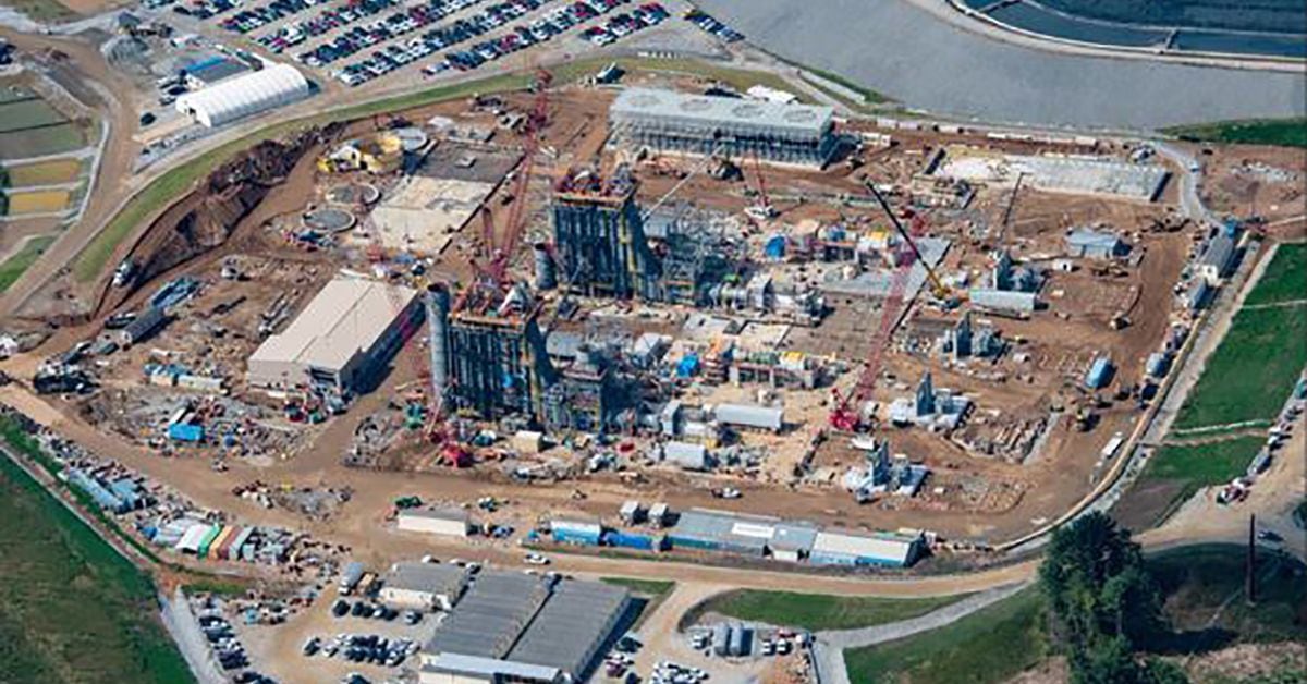 Duke Energy shows off construction progress at 898M Asheville gas plant